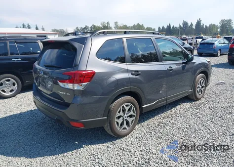 2024 Subaru Forester Premium z USA, uszkodzony, nr VIN JF2SKADC3RH470410